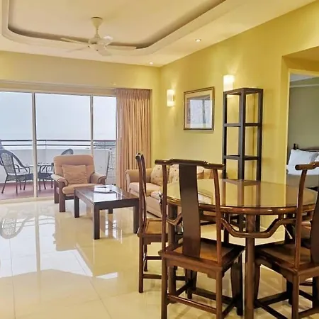 Vip Suite Seaview Batu Ferringhi 1003-2 Bedroom Exterior photo
